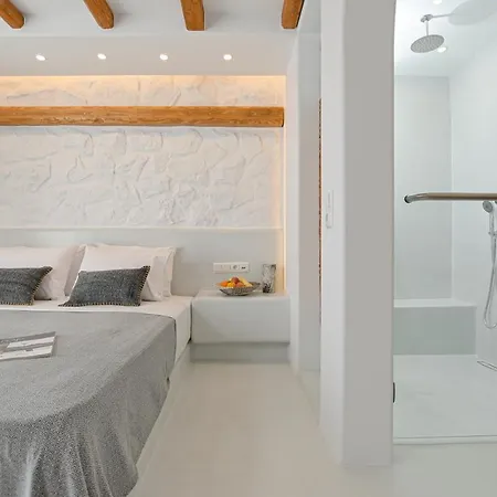 מלון Naxos Blue Sky 2*