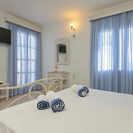 Naxos Blue Sky מלון Naxos City