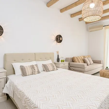 Naxos Blue Sky מלון