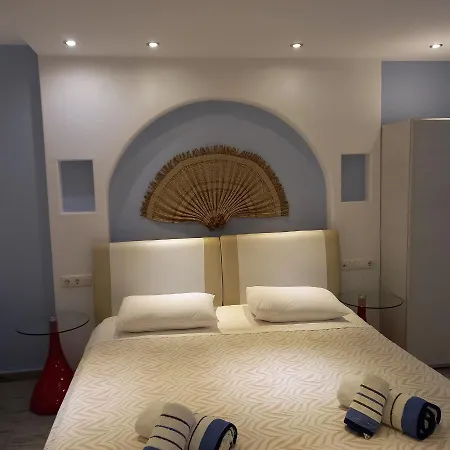 Naxos Blue Sky Hotel 2*