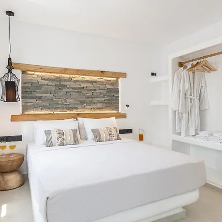 فندق Naxos Blue Sky 2*
